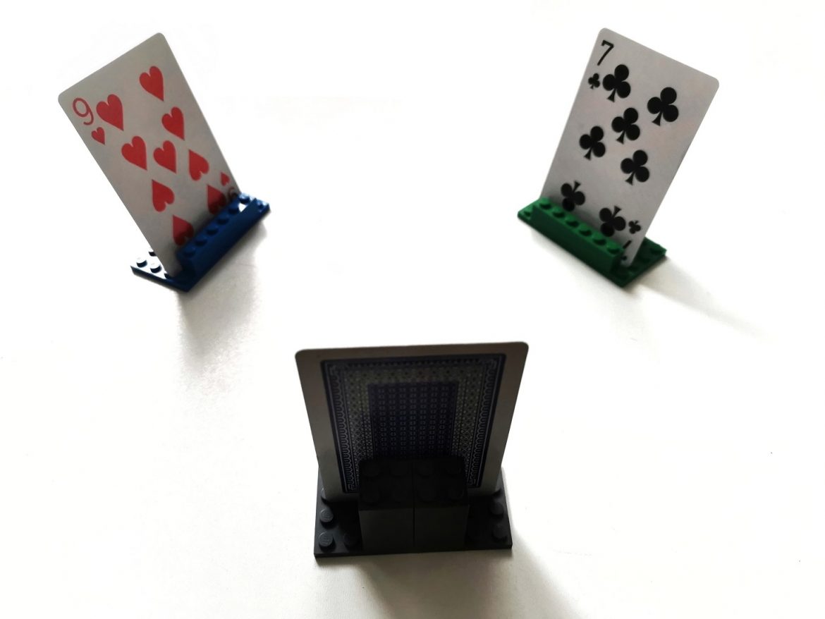 gra dedukcyjna dla dzieci z kartami